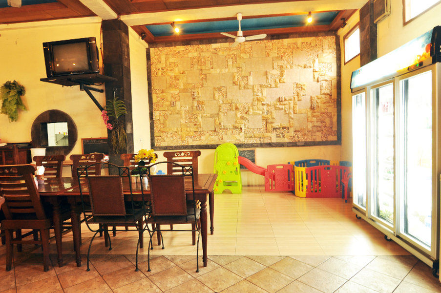 Jesens Inn I Kuta Lombok Exterior foto